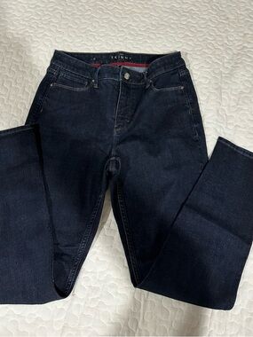 WHBM skinny ankle jeans sz6